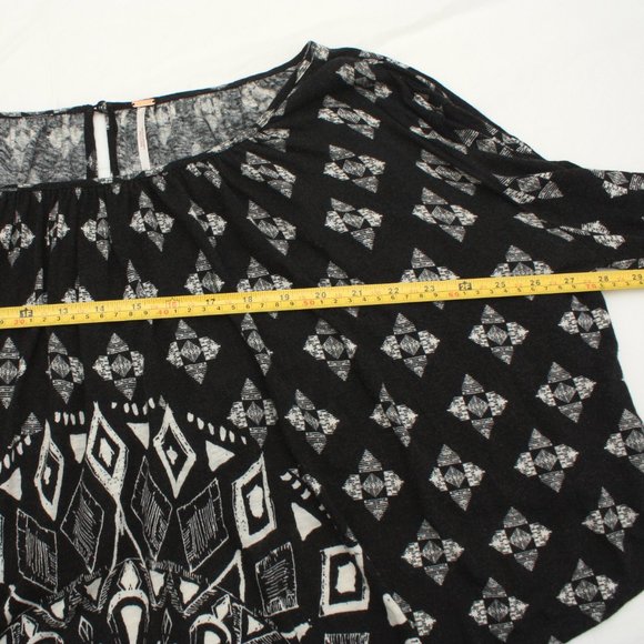 Free People Women's Printed Mid Length Boho LS Blouse Black Small Rayon - Picture 7 of 7